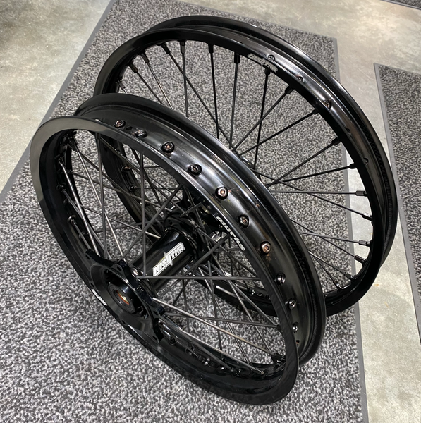 KTM 125sx リヤホイール モトクロス 2003-2026 KTM SX125-450 Wheel Set - Night Edition – NACSTARUSA